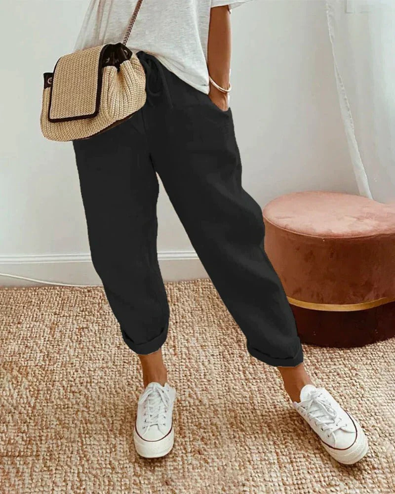 Loose fit breathable pants structured silhouette wide-cut leg relaxed everyday comfort versatile wear