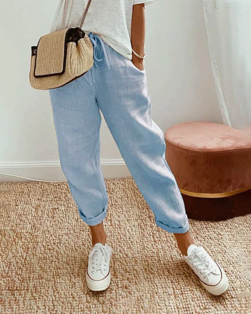 Loose fit breathable pants structured silhouette wide-cut leg relaxed comfort everyday casual wear