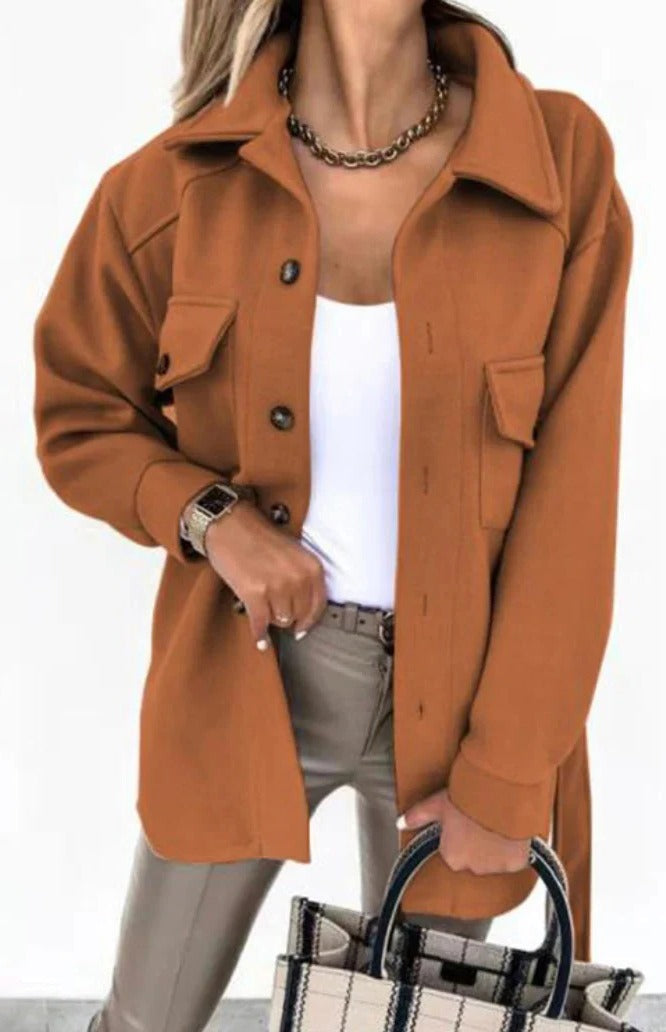 Lightweight transitional weather jacket straight fit with practical pockets for easy daily movement