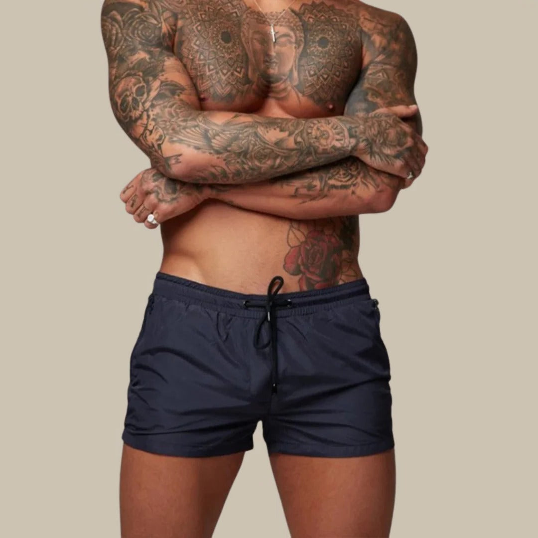 Men's quick-dry outdoor shorts classic fit stretch fabric ideal for water sports and summer activities