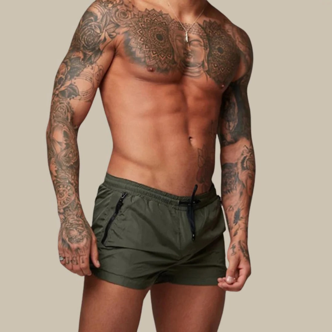 Men's quick-dry outdoor shorts classic fit stretch fabric ideal for water sports and summer activities