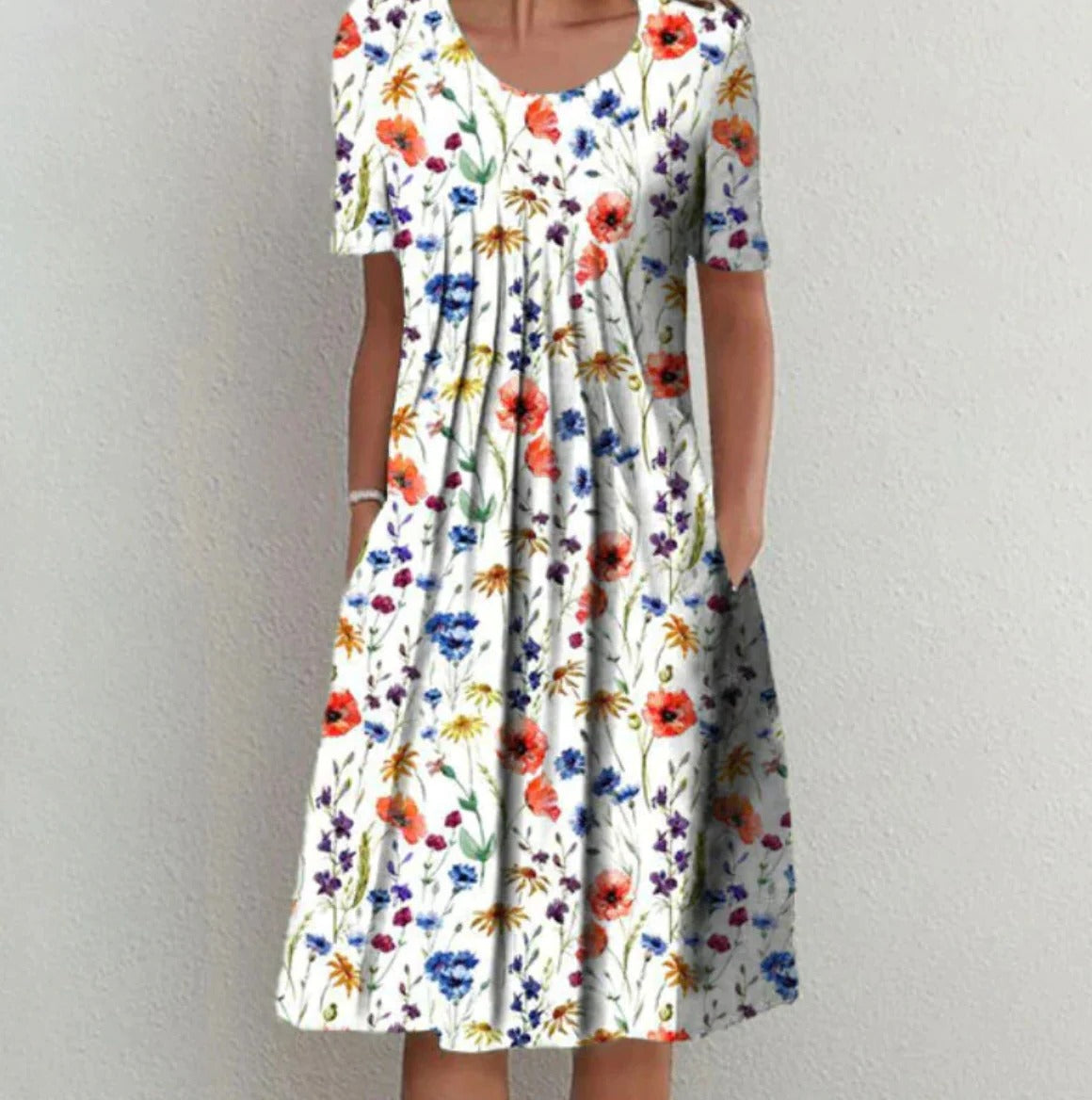 Women's lightweight floral print summer dress bold multi-color garden-inspired chic everyday daywear