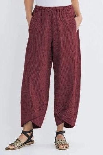 Women's striped casual loose pants with pockets, relaxed fit in modern monochrome stripe pattern