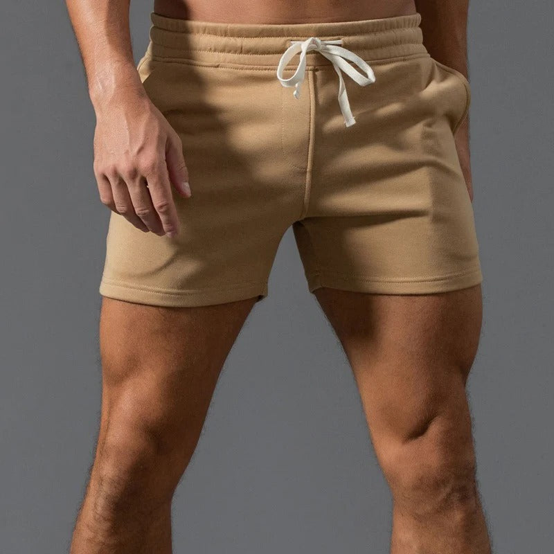 Men's lightweight casual sports shorts with elastic drawstring waistband in versatile everyday style