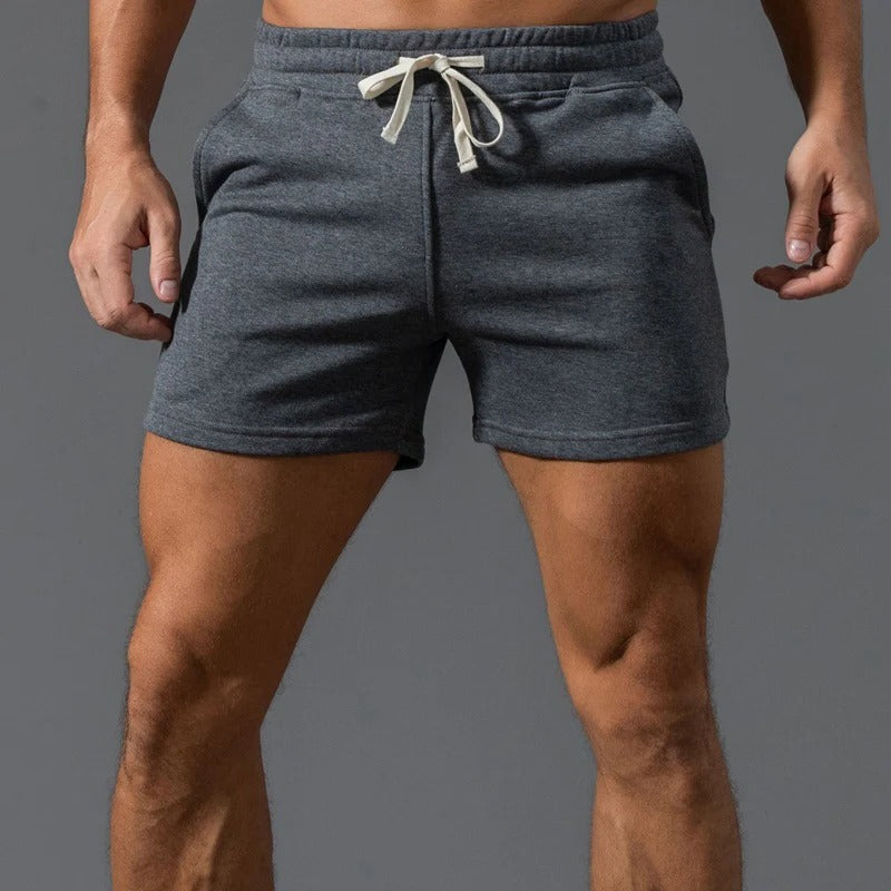 Men's lightweight casual sports shorts with elastic drawstring waistband in versatile everyday style