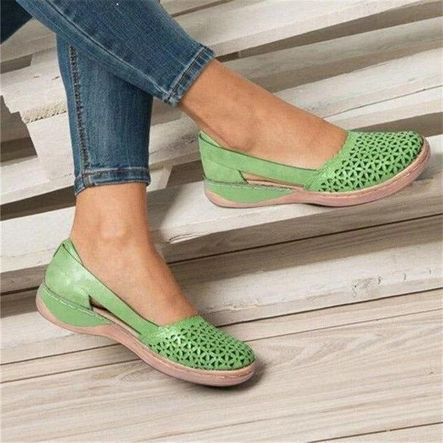 Women's black bunion flats wide toe box cushioned arch support slip-on everyday comfort shoes