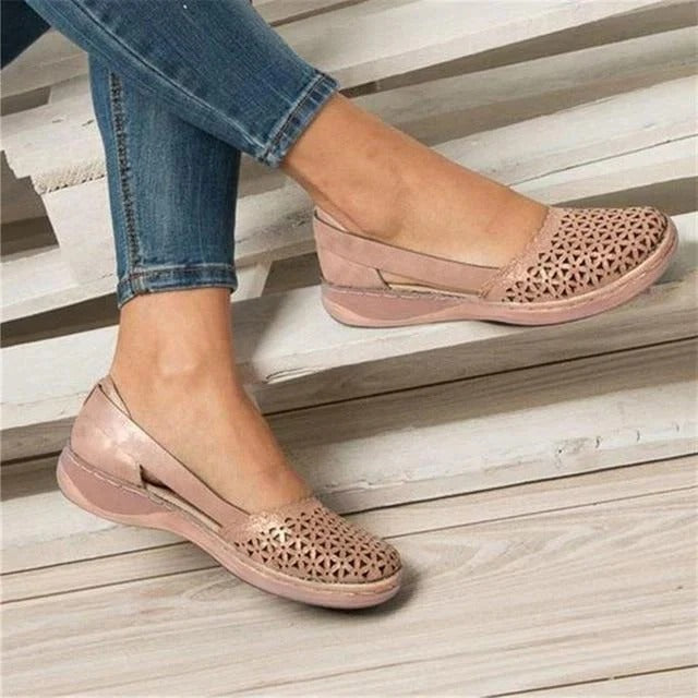 Women's black bunion-friendly flats wide toe box cushioned arch support everyday comfort