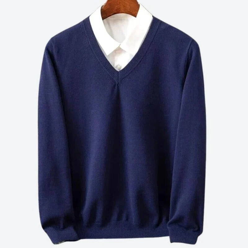 Men's camel cashmere crew neck sweater slim fit ultra-soft luxury pullover for office and weekend