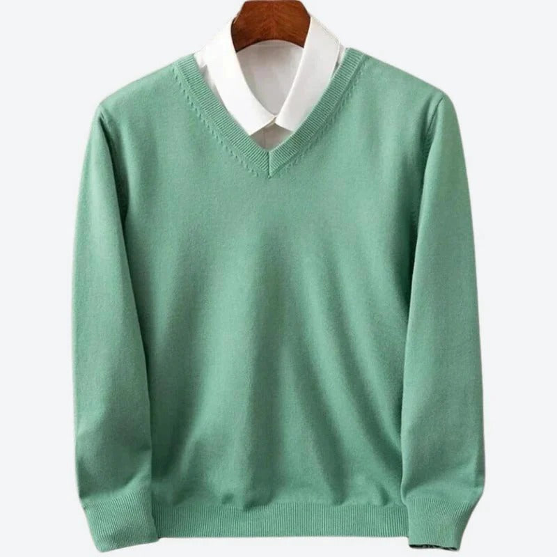 Men's camel cashmere crew neck sweater slim fit ultra-soft luxury pullover for office and weekend