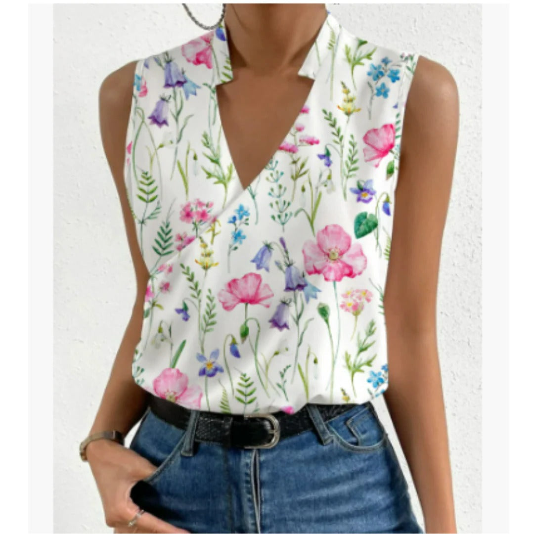 Women's relaxed-fit V-neck summer top in breathable fabric, casual lightweight style for warm days