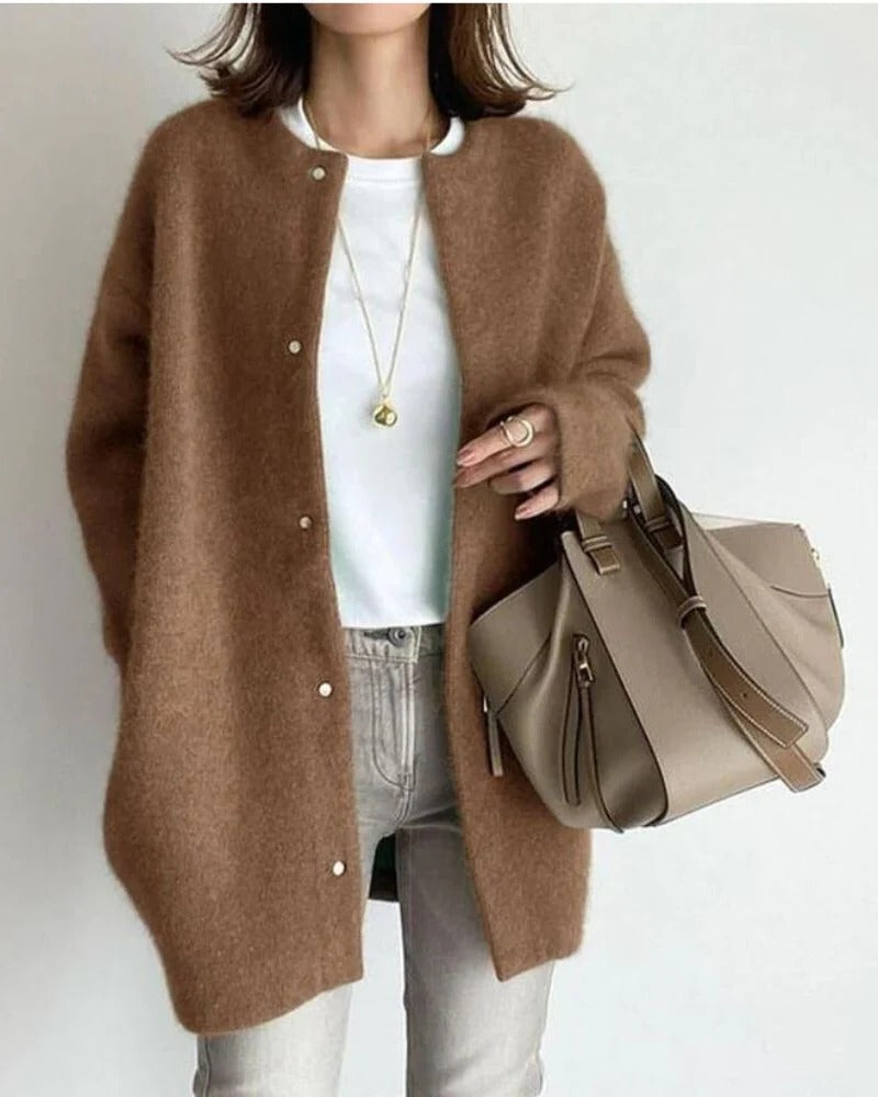 Women's elegant relaxed-fit cardigan versatile everyday layering piece with refined semi-formal style