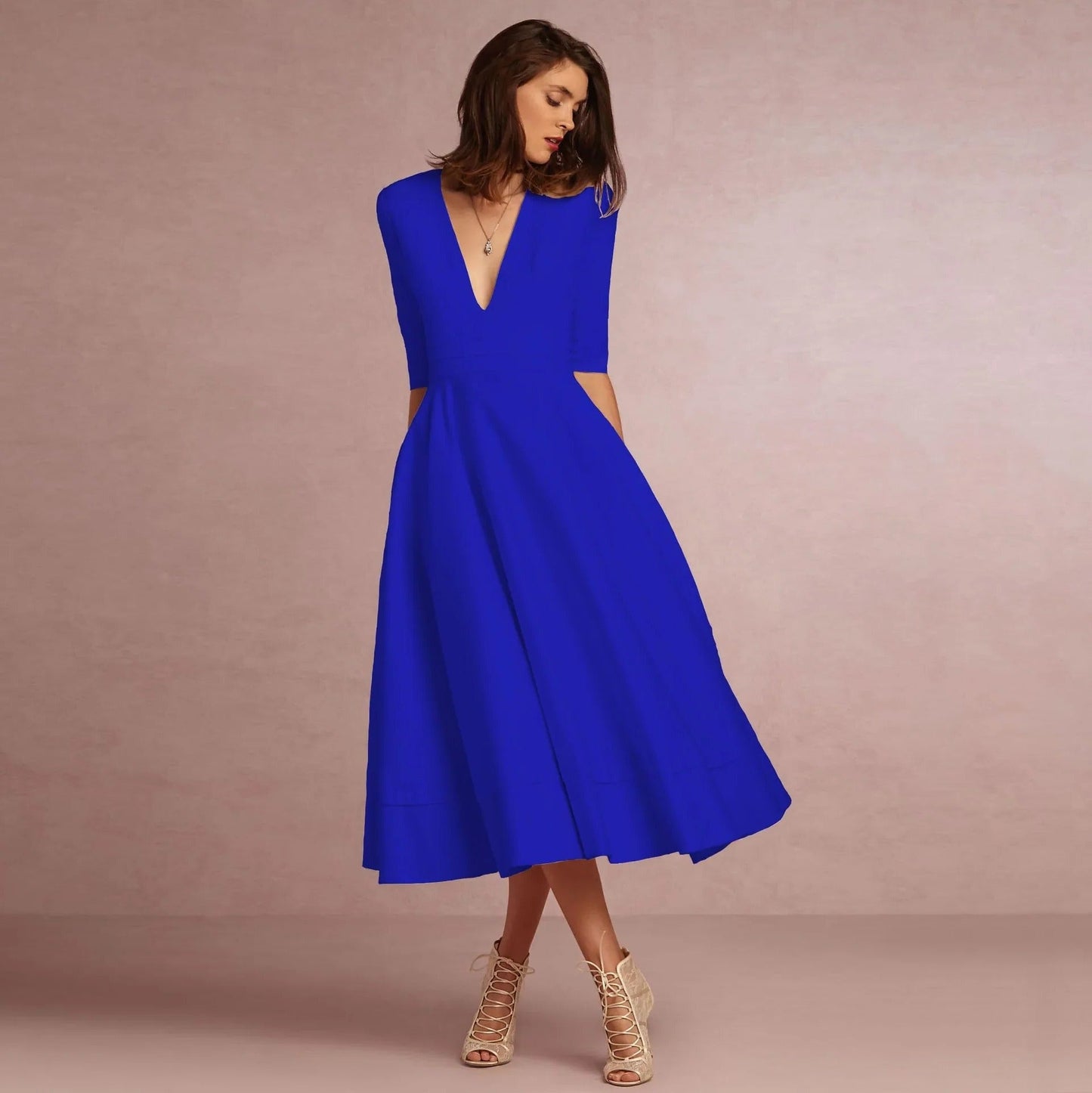 Women elegant sleeveless princess dress fitted bodice full-length sweeping skirt formal style