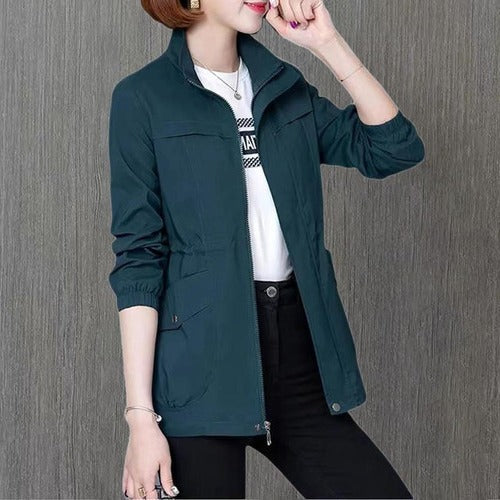 Lightweight navy zip jacket slim fit breathable full-zip closure for everyday urban wear