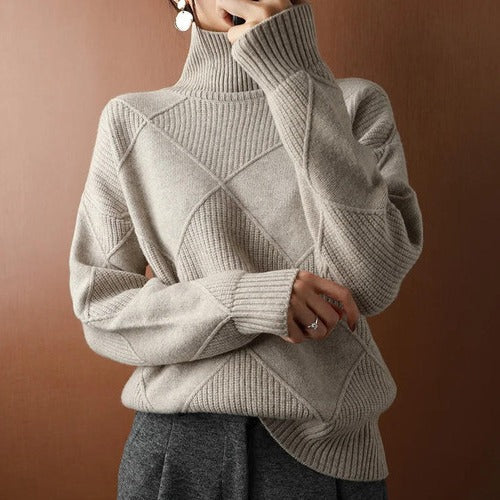 Women's ivory turtleneck long-sleeve top regular fit structured neckline versatile work layer