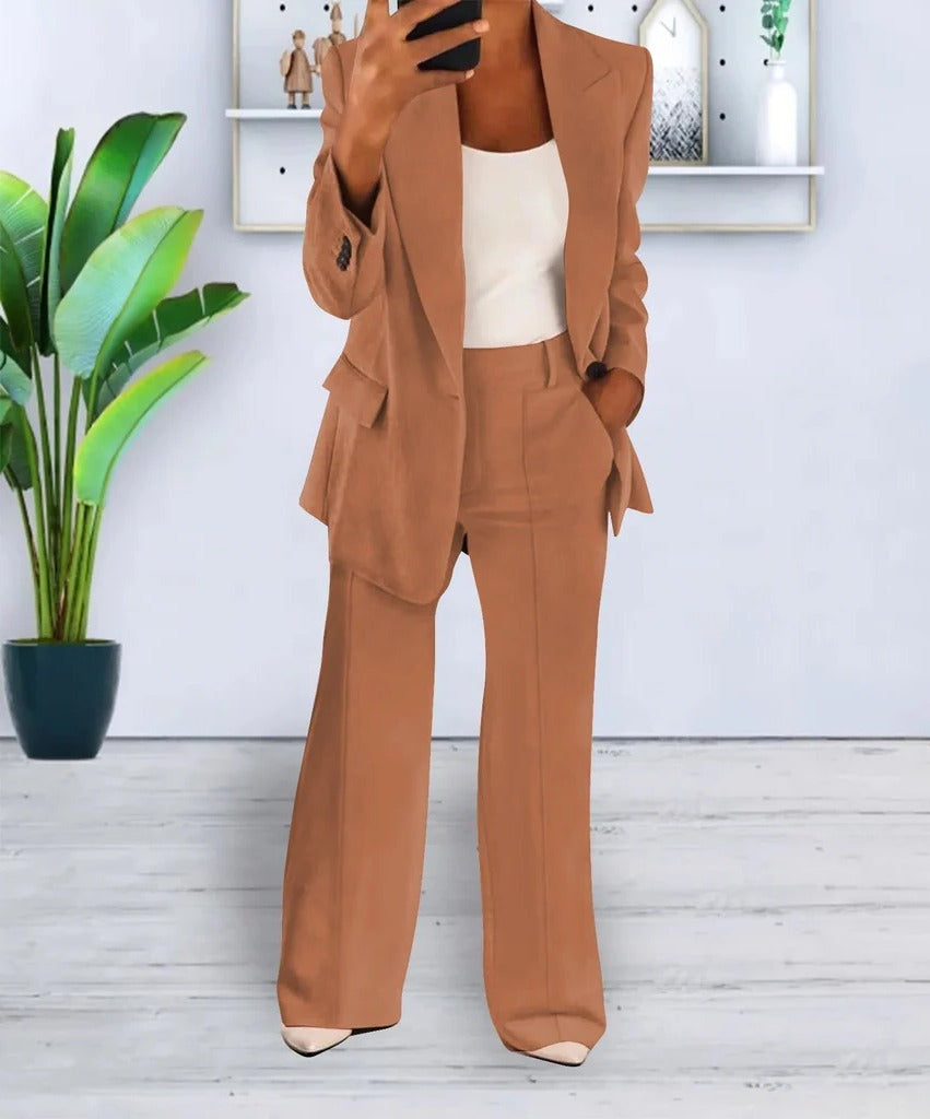 Women two-piece structured jacket top and matching trousers set regular fit professional silhouette