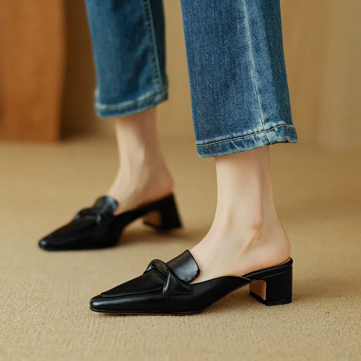 TrendAura Palieri women's genuine leather pointed-toe mules vintage silhouette refined stitching