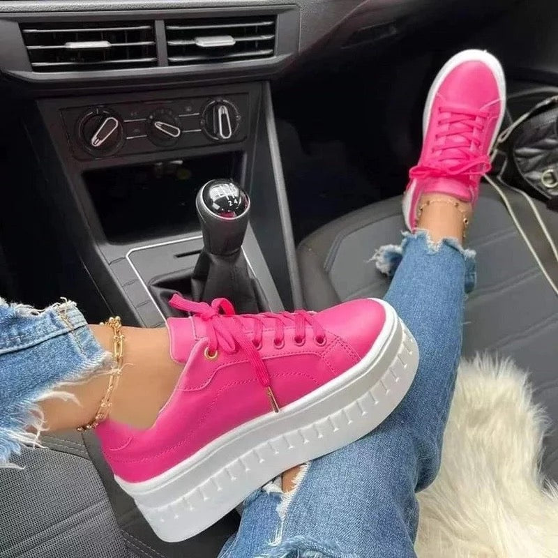 Urbann-Vibe eco leather training shoes modern silhouette athletic style all-day comfort easy-care