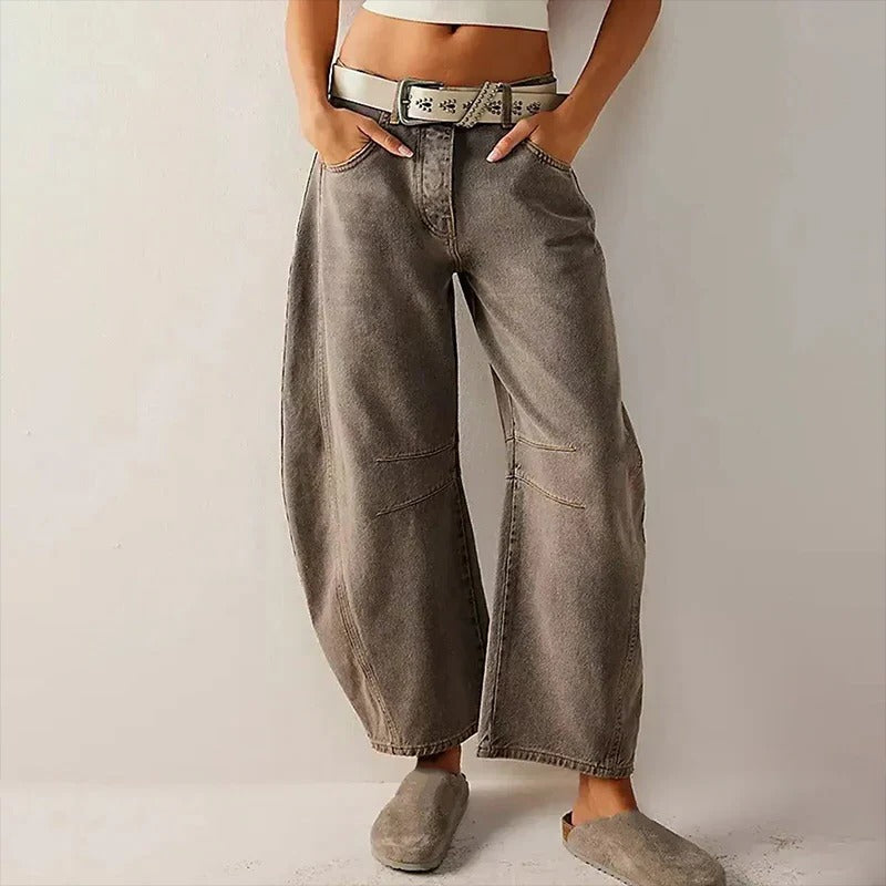 Blue wide-leg jeans relaxed silhouette with structured waist for everyday casual wear