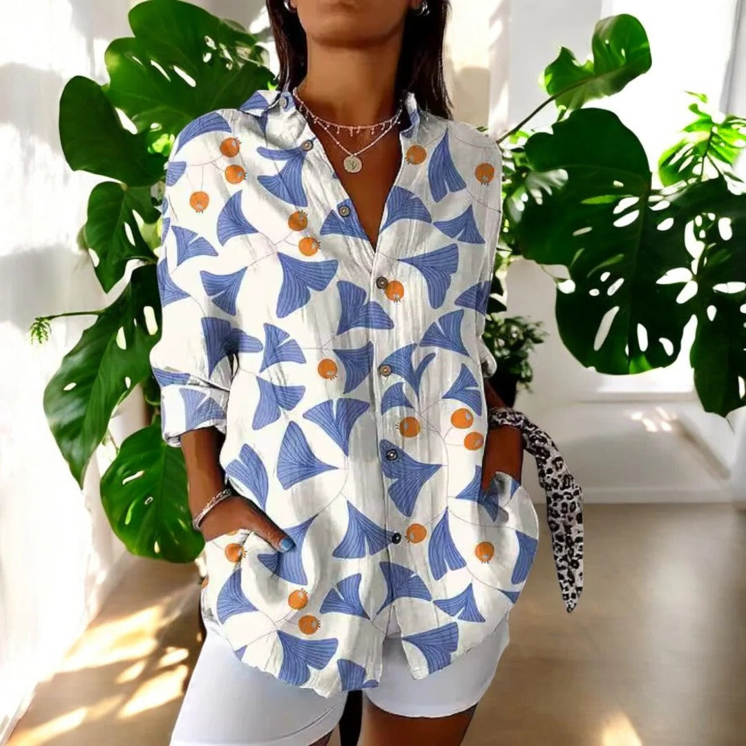 Women's vintage blouse regular cut timeless design versatile casual to semi-formal comfortable fit