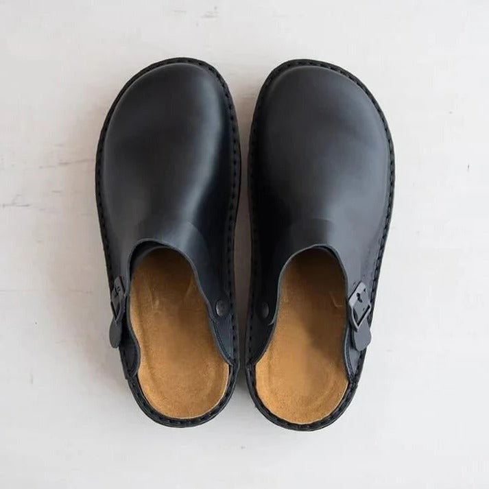 Men's open heel slip-on slippers with cushioned support and adjustable strap for daily home wear