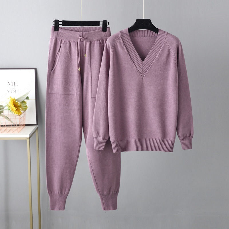 Women's fine knit two-piece set V-neck relaxed fit coordinated matching top and bottom elegant style