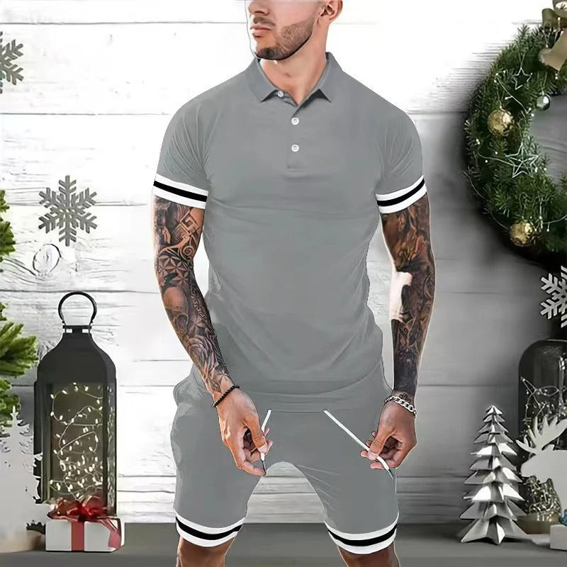 Men's slim-fit polo shirt with sporty stripes, breathable fabric, short sleeves for active style
