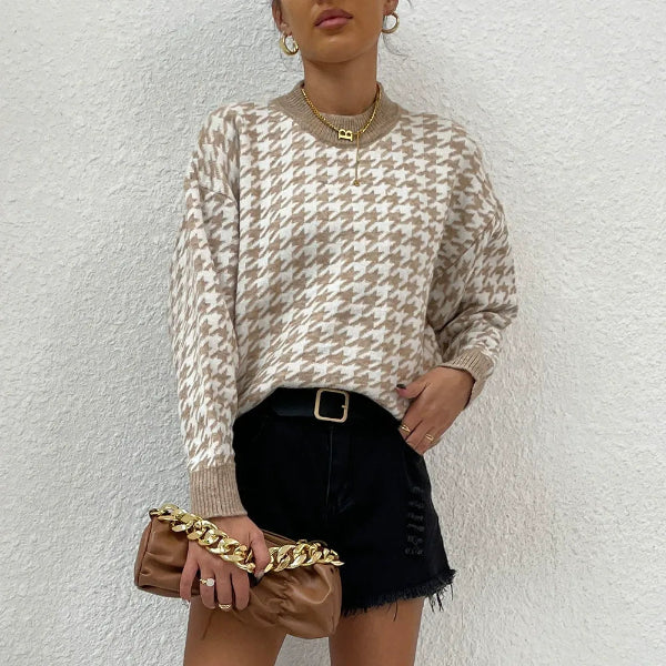 Women's wool blend relaxed fit pullover sweater in houndstooth pattern with ribbed trim