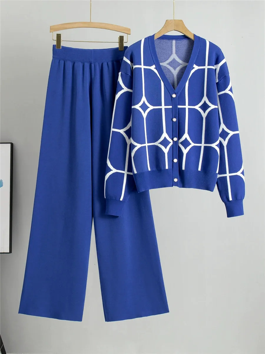 Women's cropped V-neck knitted cardigan set with bold geometric pattern relaxed fit two-piece cozy