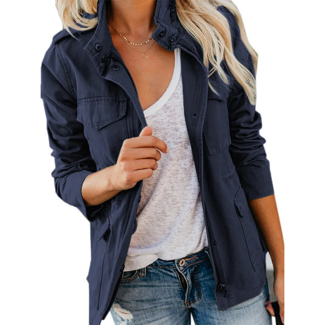 Women's structured cotton jacket with zipper closure and flap pockets, tailored everyday fit