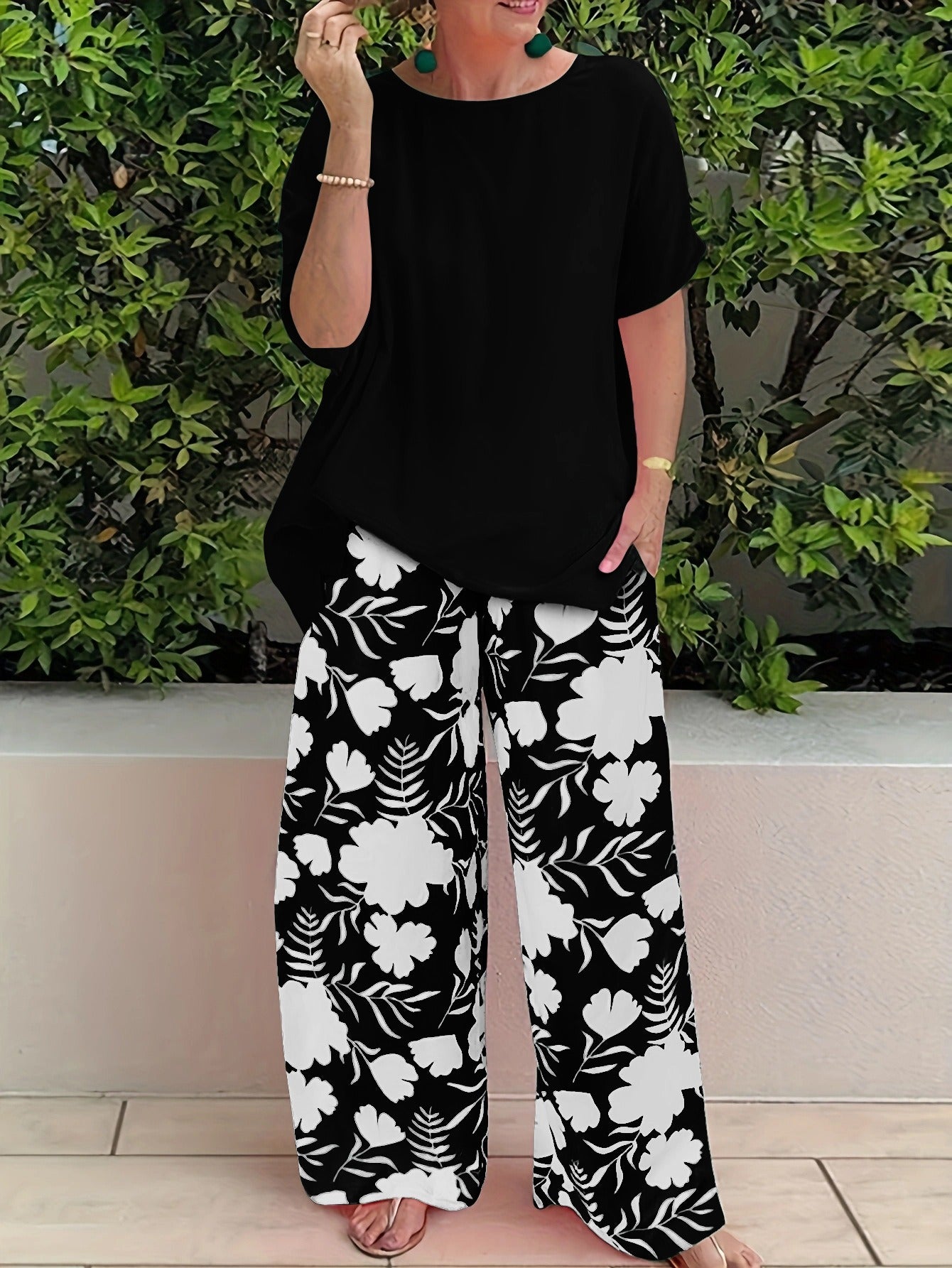 Women's wide leg floral print pants lightweight breathable relaxed fit summer fashion