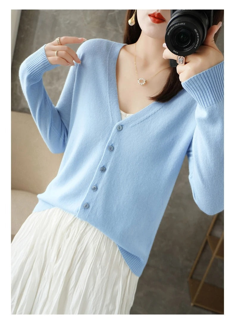 Women's wool blend relaxed fit V-neck cardigan with button front and ribbed trim detailing