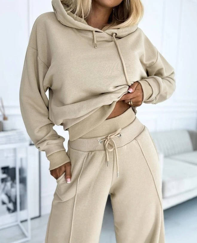 Women's solid color hoodie tracksuit set soft polyester two-piece coordinated casual everyday style
