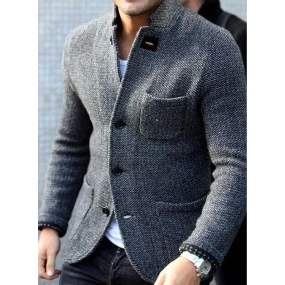 Men's tailored fit textured wool blazer, formal business style with button closure, sharp urban silhouette