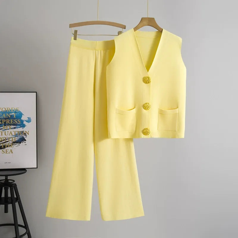 Women's knitted button-front vest and wide-leg trousers two-piece set relaxed fit everyday chic