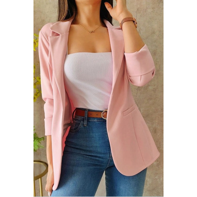 Women's tailored blazer classic lapel flap pockets smooth texture professional structured fit