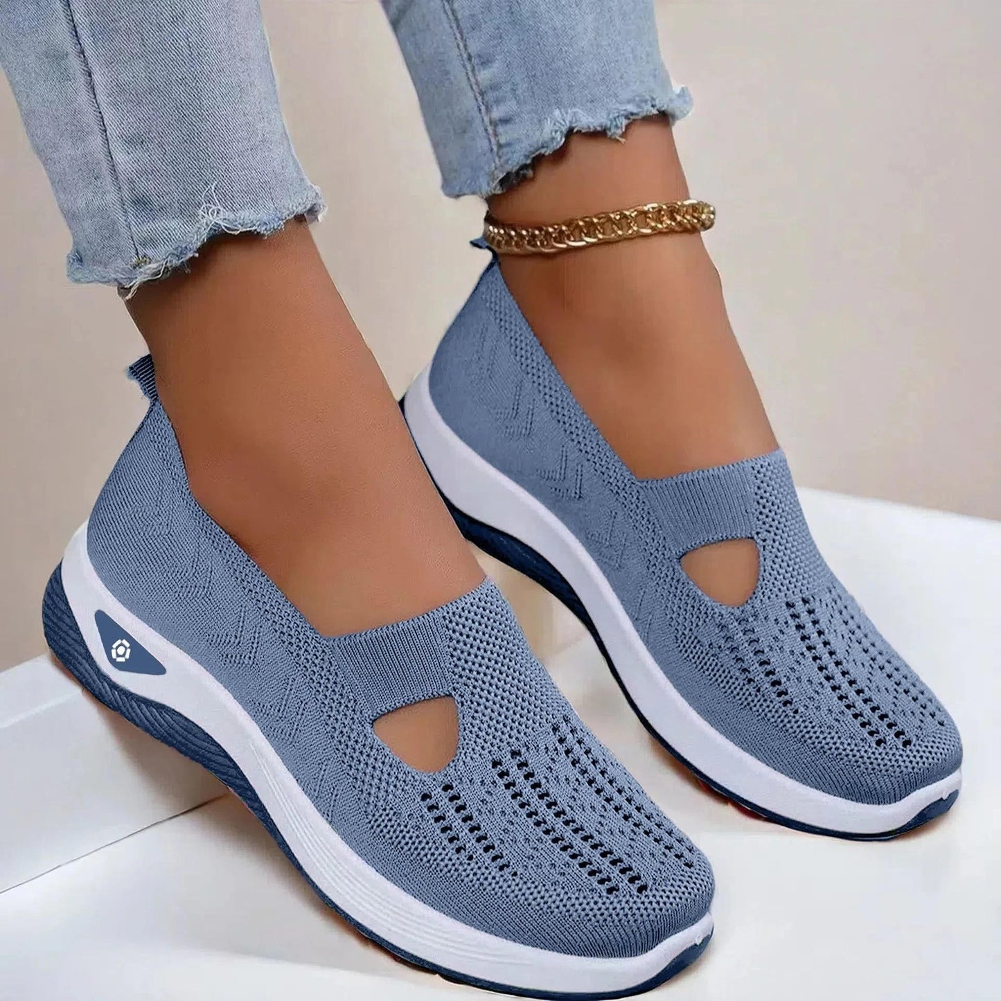 Women's slip-on orthopedic knit sneakers with non-slip ergonomic sole for all-day support