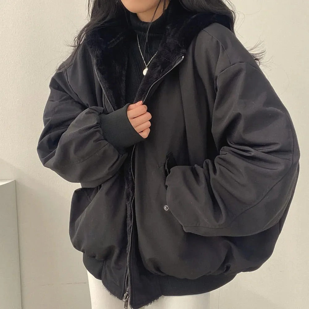 Women's relaxed fit double-layer jacket with plush lining and zipper closure for fall winter