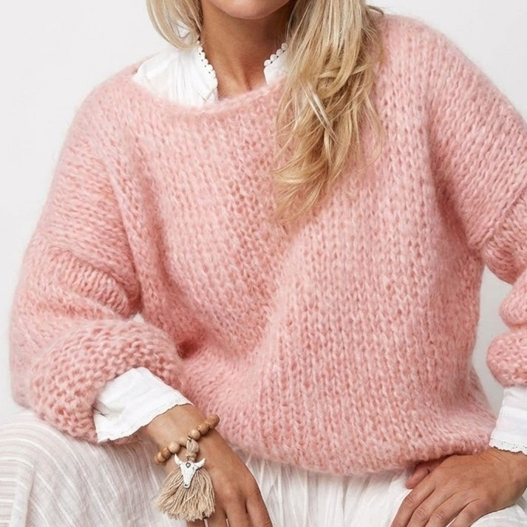 Women's Inès wool chunky knit sweater in relaxed fit with voluminous draped silhouette