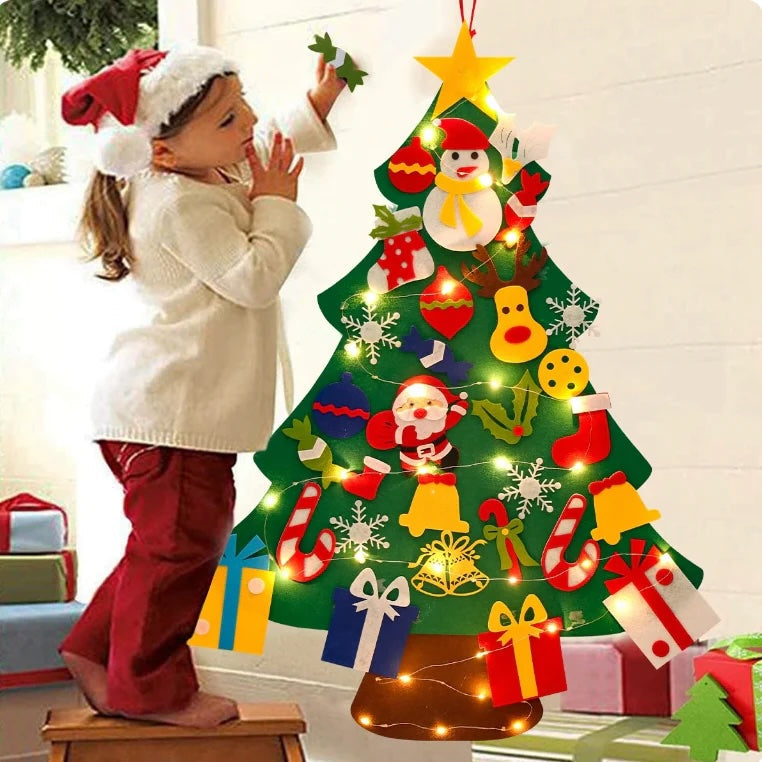 Christmas wall tree with lights and felt decorations - Urbann-Vibe