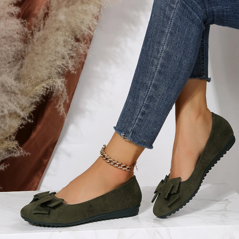 Natalie women's ballet flats with bow detail, flat silhouette, ideal spring everyday footwear