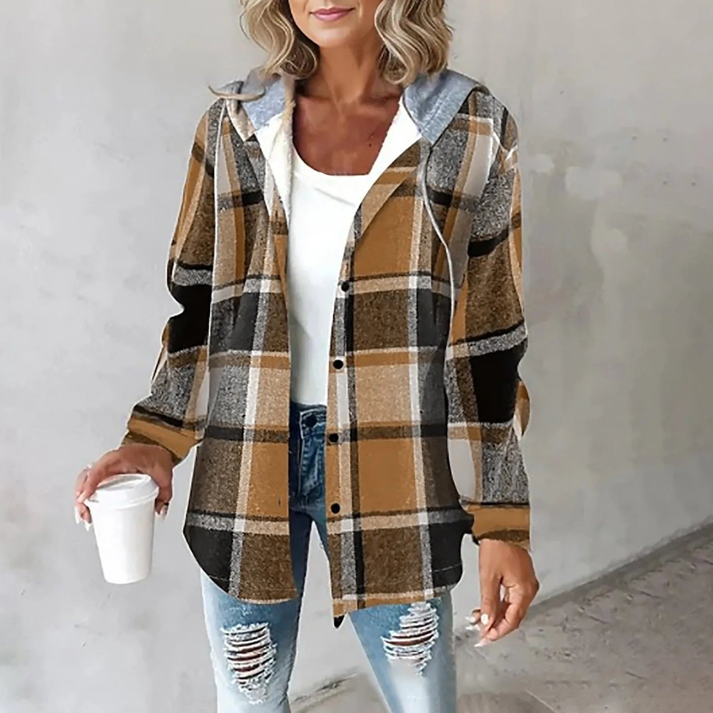 Women's relaxed plaid hooded jacket in classic pattern, cozy winter style with casual versatile fit