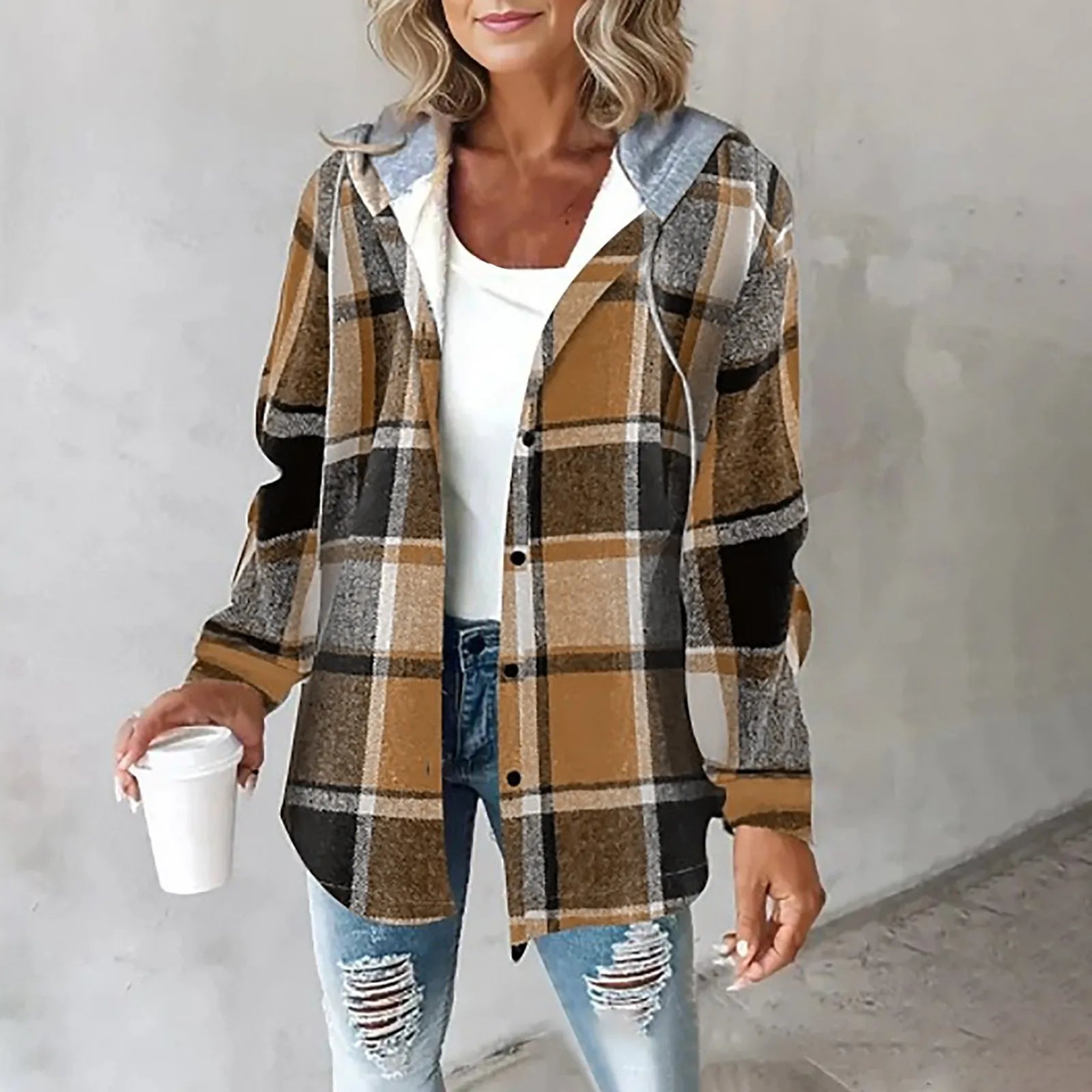 Women's relaxed plaid hooded jacket in classic pattern, cozy winter style with casual versatile fit