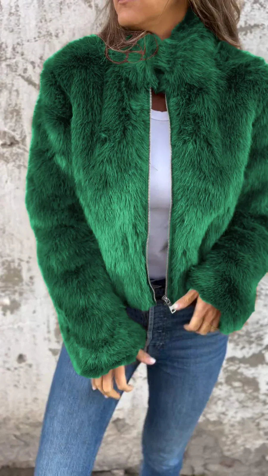 Women's luxurious plush fur coat elegant style warm sustainable faux fur for cold weather