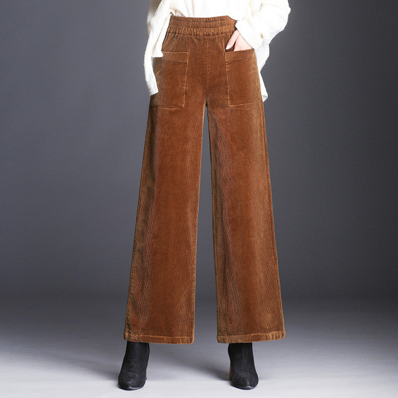 Women's high-waist flared corduroy pants in vintage style with bold patch pockets and retro flared hem