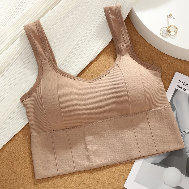 Black seamless ribbed longline sports bra with sculpted fit, full coverage and zero ride-up