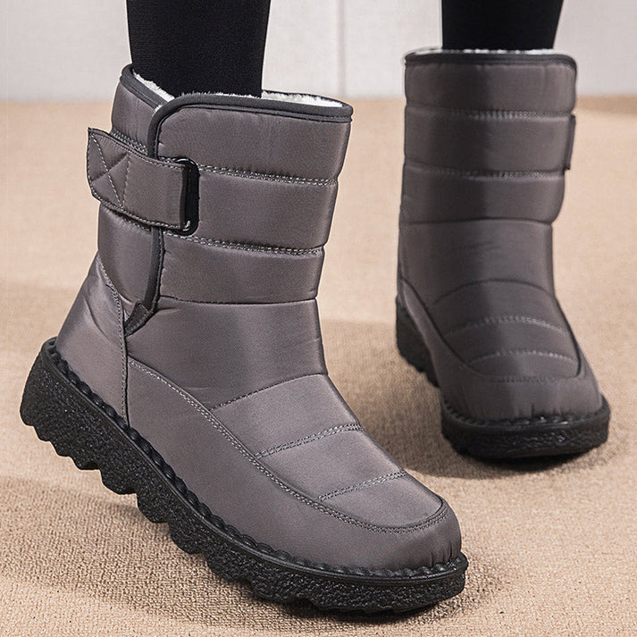 Women's Julisa winter boots warm lining water-repellent exterior non-slip sole cold weather