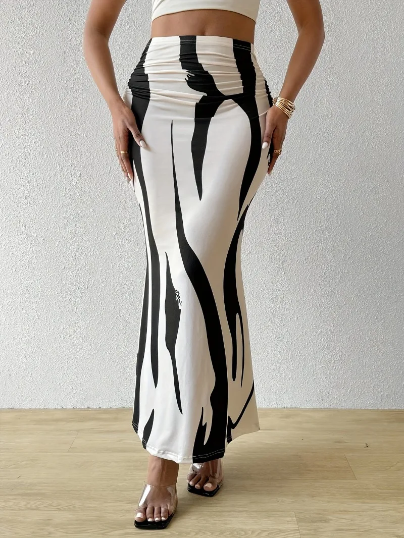 Multicolor abstract print maxi skirt high-waisted flared hem lightweight fabric modern silhouette