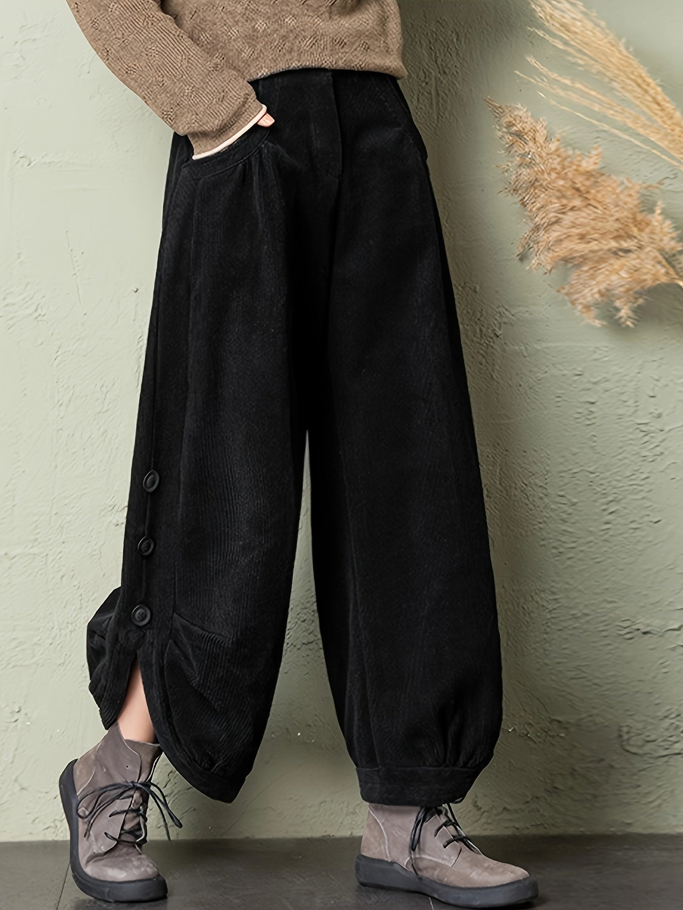 Women's wide-wale corduroy lantern pants, high-rise elastic waist, buttoned ankle pleats, relaxed fit