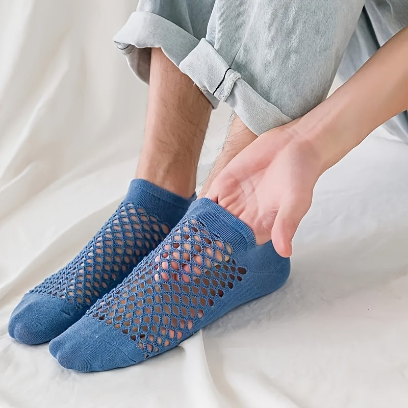White cotton blend no-show ankle socks set with breathable mesh panels and reinforced heel