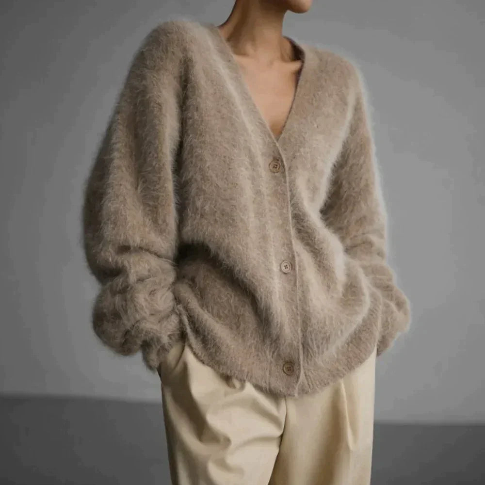 Women's soft knitted vest cozy fit elegant everyday style breathable versatile layering piece